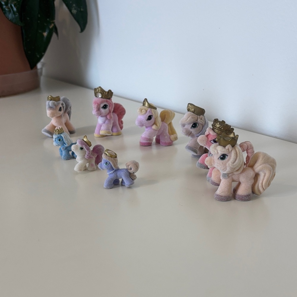 Filly Princess Ponies 2011 - Picture 2 of 6